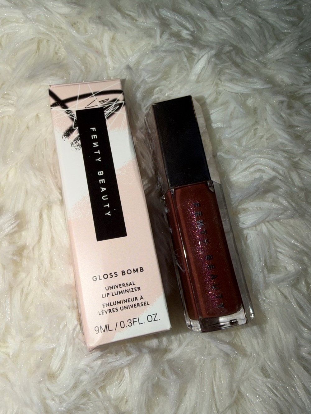 NWB Fenty Beauty Gloss Bomb Universal Lip Gloss Luminizer Hot Chocolit